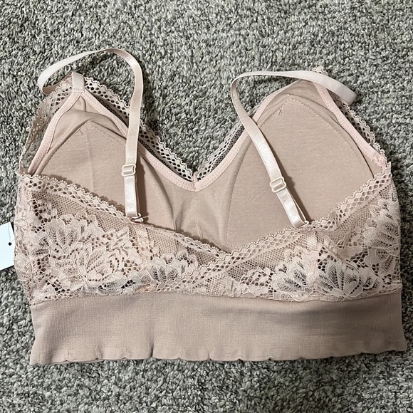 Rose Lace Bralette - Picture 2 of 2